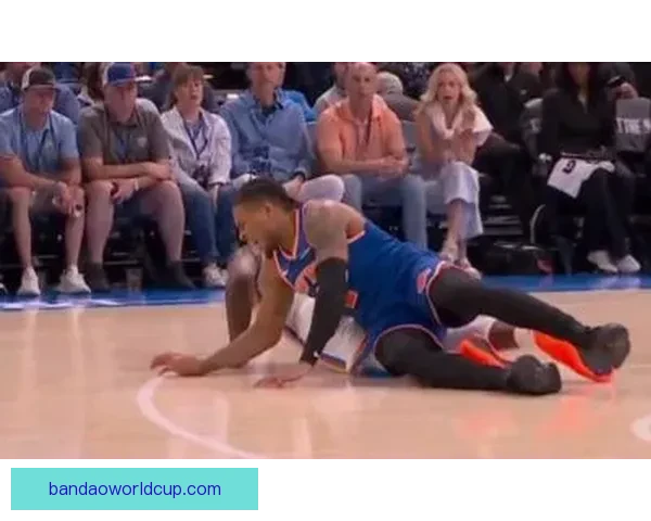 麦克布莱德复出后伤情告急 与多尔特拼抢大腿受伤称无法走路